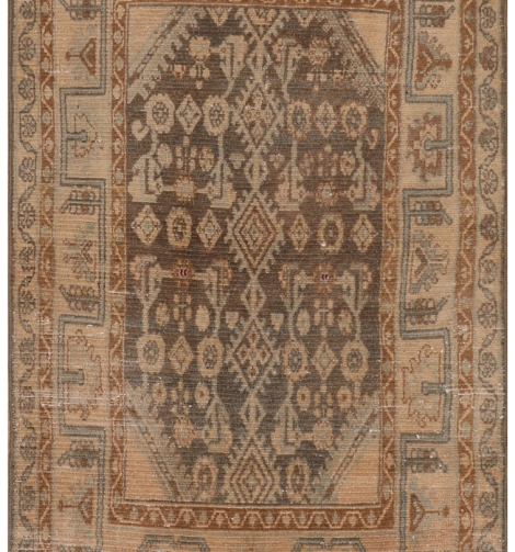 53031 Antique Persian Rug
