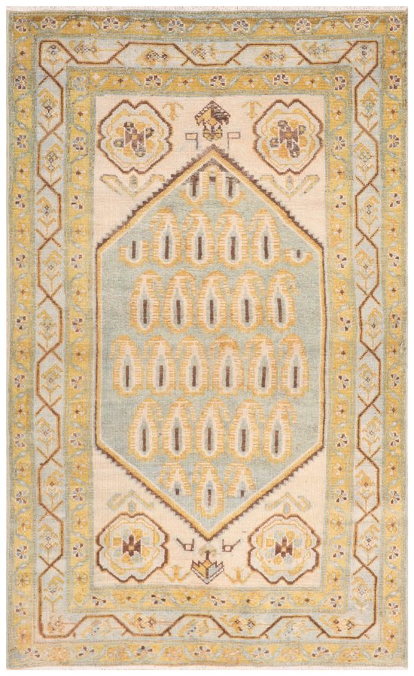 52342 Semi-Antique Persian Rug